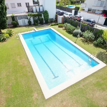 Апартаменти With Pool Near By Hello Homes *