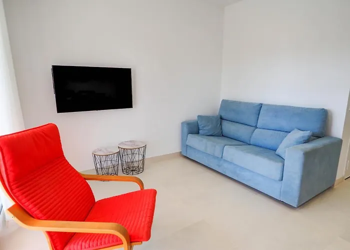 With Pool Near By Hello Homes Апартаменти *