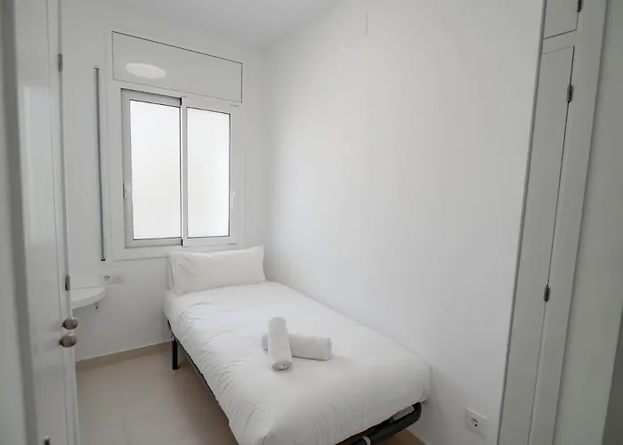 With Pool Near By Hello Homes * Сіджас