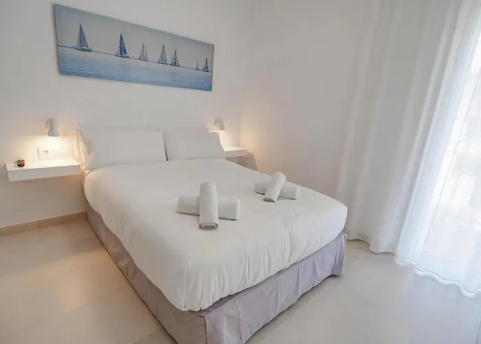 With Pool Near By Hello Homes * Sitges