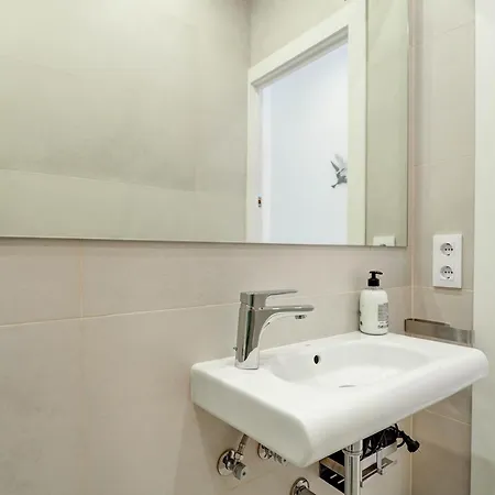 Apartament With Pool Near By Hello Homes Sitges